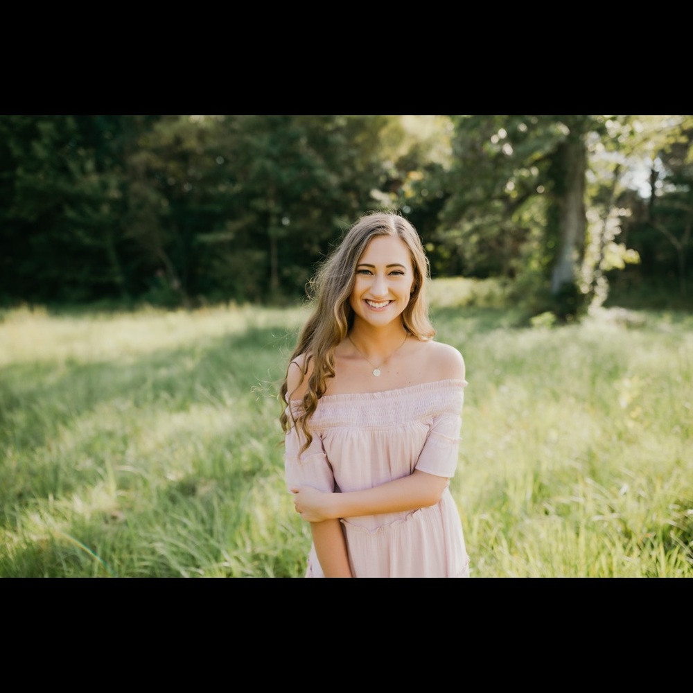Meet your Posher, Ciara